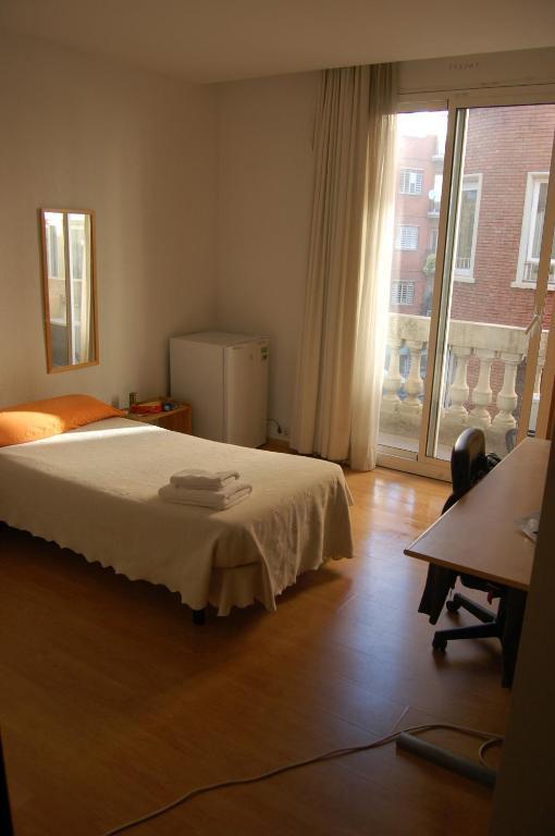 Residencia Universitaria Augusta Bed & Breakfast Barcelona Rom bilde